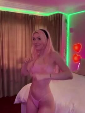 Linzor-Simpzor Bikini Sexy Dancing