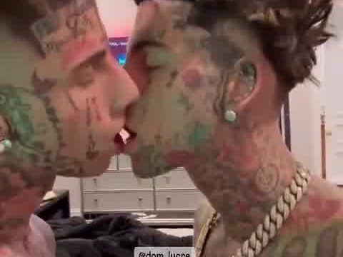 island boys Kiss with boyfriend Video Hot