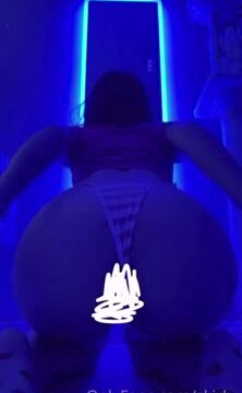 Skirby Onlyfans Leaked – Shower Big Ass Very Lewd